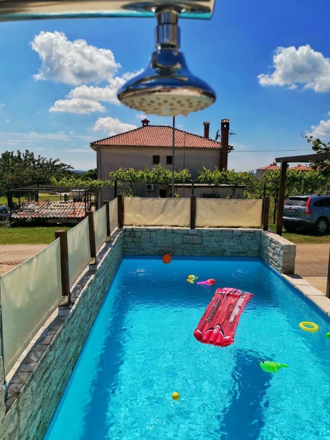 Luxury Apartment Alba With Pool Канфанар Екстер'єр фото