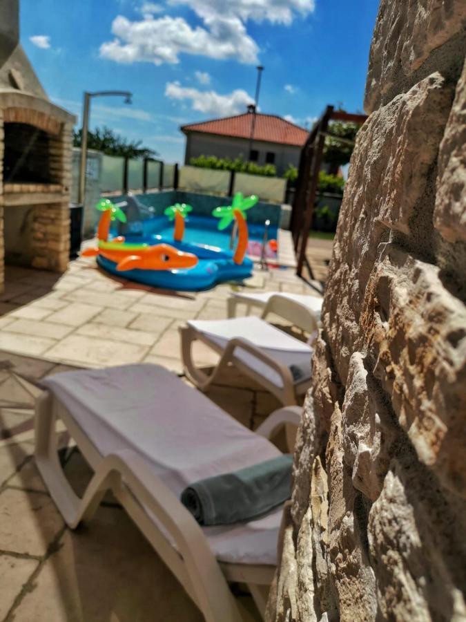 Luxury Apartment Alba With Pool Канфанар Екстер'єр фото